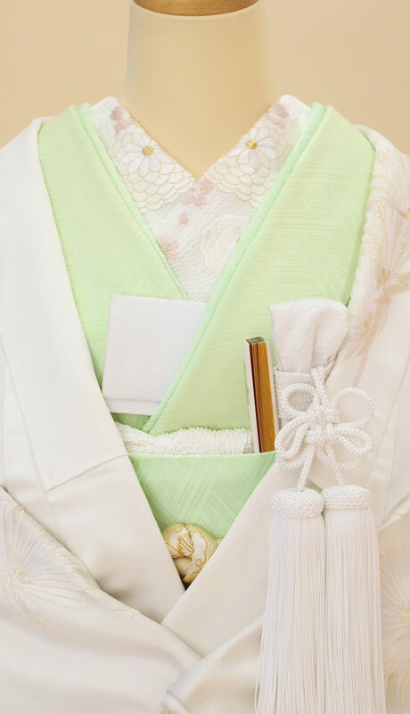 衣裳｜和装で挙げる結婚式 前撮り撮影の華雅苑
